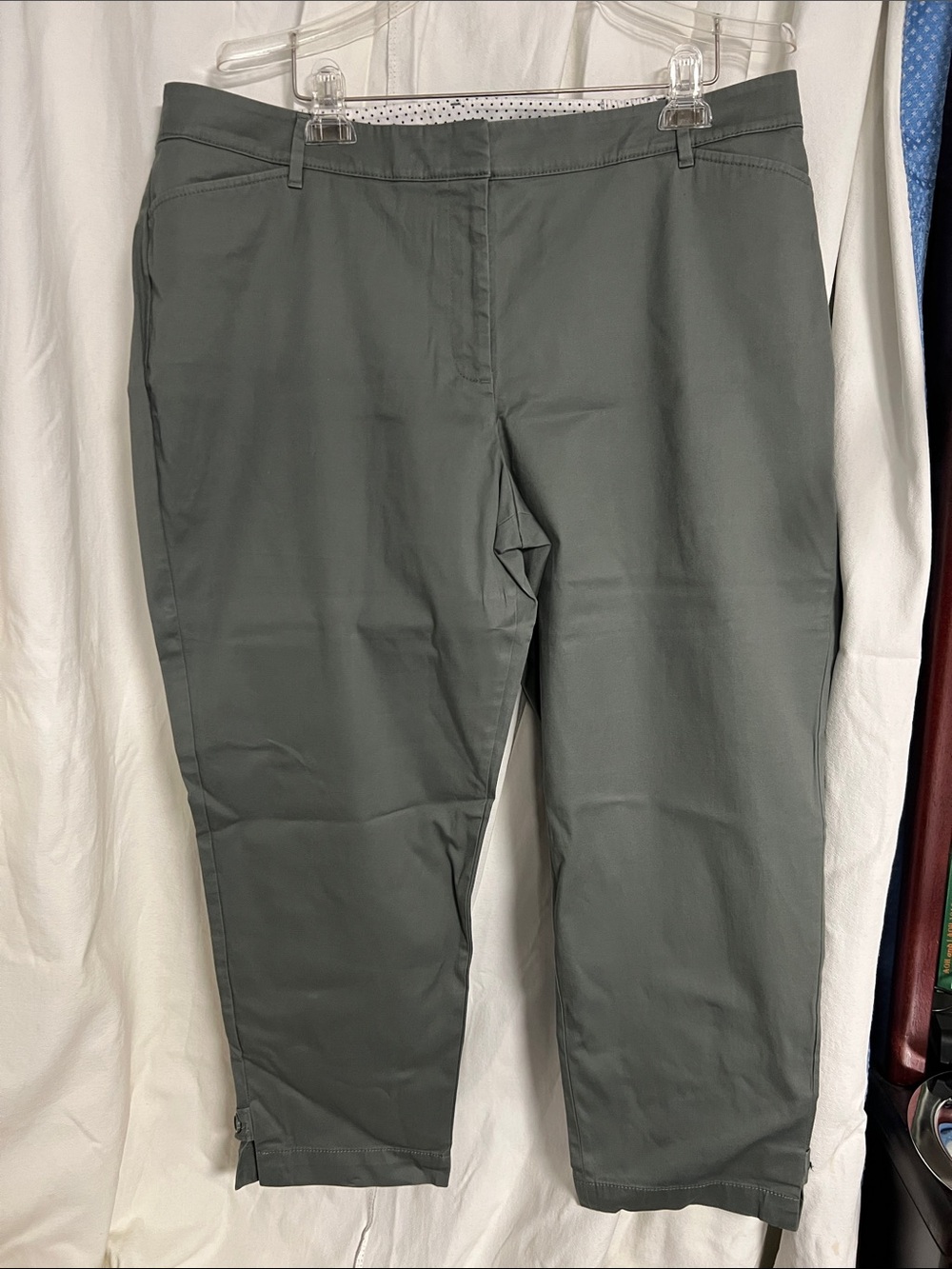 Talbots 18W Olive Green Cropped Stretch Pant
